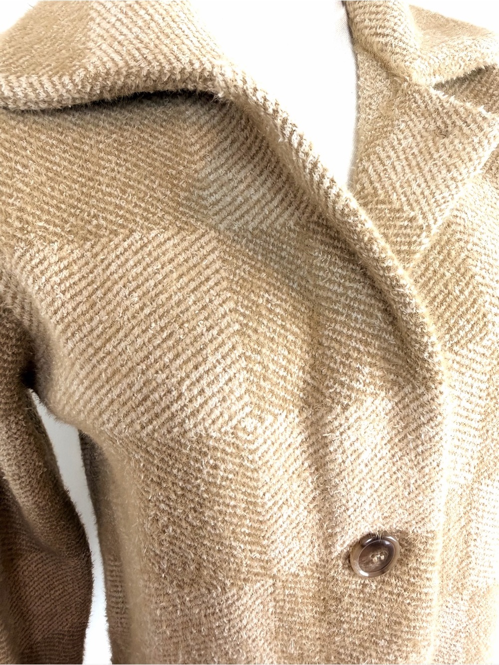Lysse Sweater Coat Cream Neutral Plaid NWT XXS/XS Salma Nutshell Plaid Shacket - Picture 6 of 13